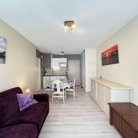 Apartment Chaleureux Avec Balcon Et Parking, A 2 Pas De La Et Du Port - - Fr-1-246-208 La Rochelle (Charente-Maritime)